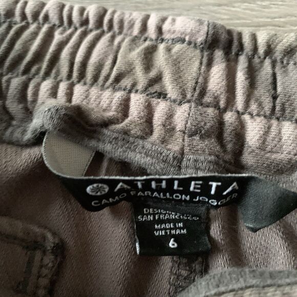 Athleta Camo Farallon Jogger Casual Athleisure Size 6 Green Camo Pull On Stretch - Picture 5 of 9